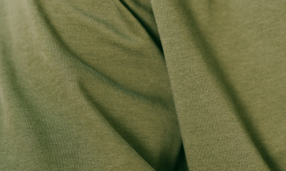 Tout savoir sur le Tencel™ Lyocell, cette fibre qui rend nos vêtements si confortables