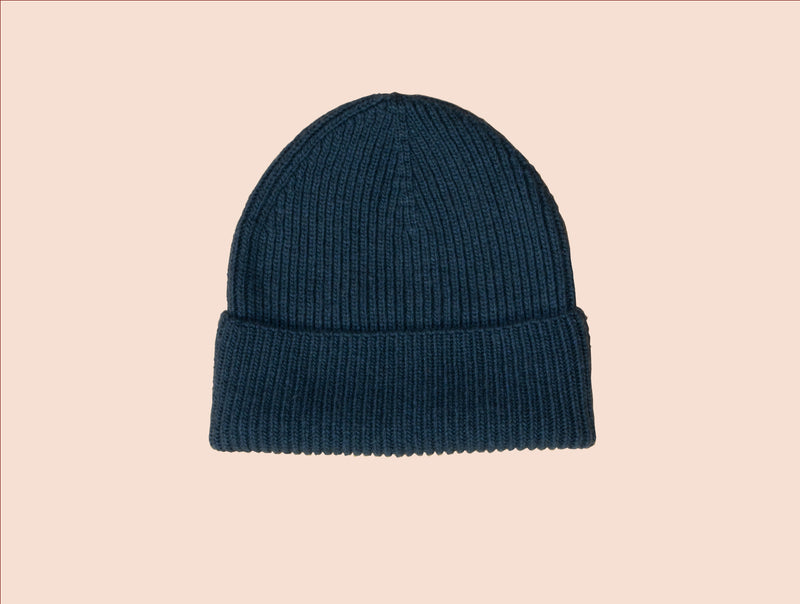 Pétrone bonnet homme posé bleu pétrole