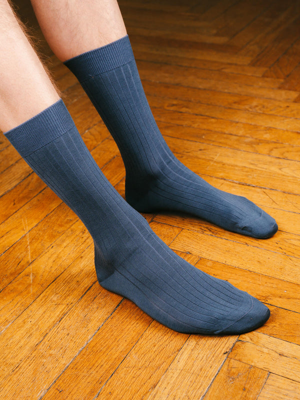 Pétrone chaussettes côtelées mi-mollet en fil d'Ecosse italien bleu céruléen hommes