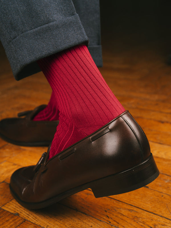 Pétrone chaussettes côtelées mi-mollet en fil d'Ecosse italien rouge hommes
