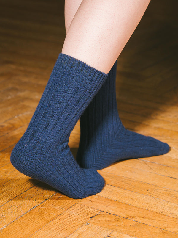 Pétrone chaussettes chaudes côtelées laine mérinos bleu marine femme