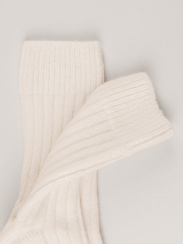 Pétrone chaussettes chaudes côtelées laine mérinos blanc crème homme
