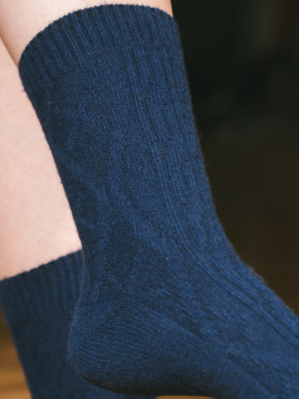 Pétrone chaussettes chaudes maille laine mérinos bleu marine femme