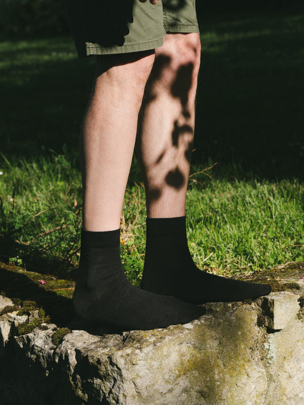Pétrone chaussettes lin coton noir homme