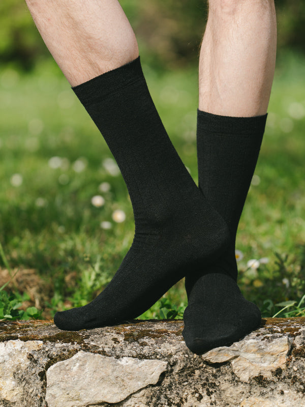 Pétrone chaussettes lin coton noir homme