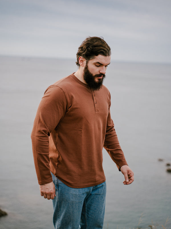 Pétrone Henley cormac manches longues coton bio noisette homme