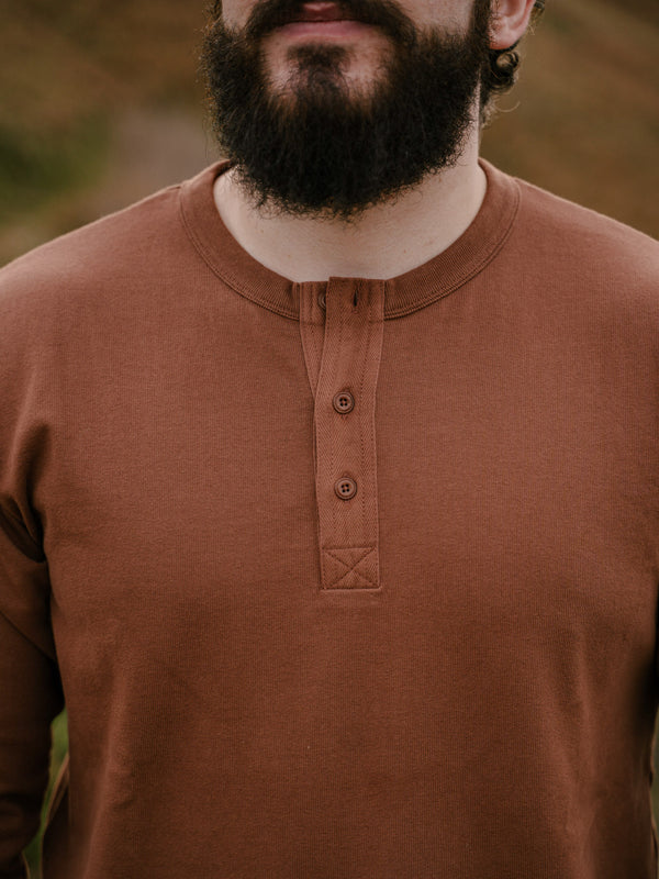 Pétrone Henley cormac manches longues coton bio noisette homme