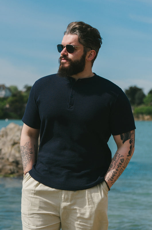 Pétrone Henley cormac manches courtes coton bio Tencel bleu marine homme