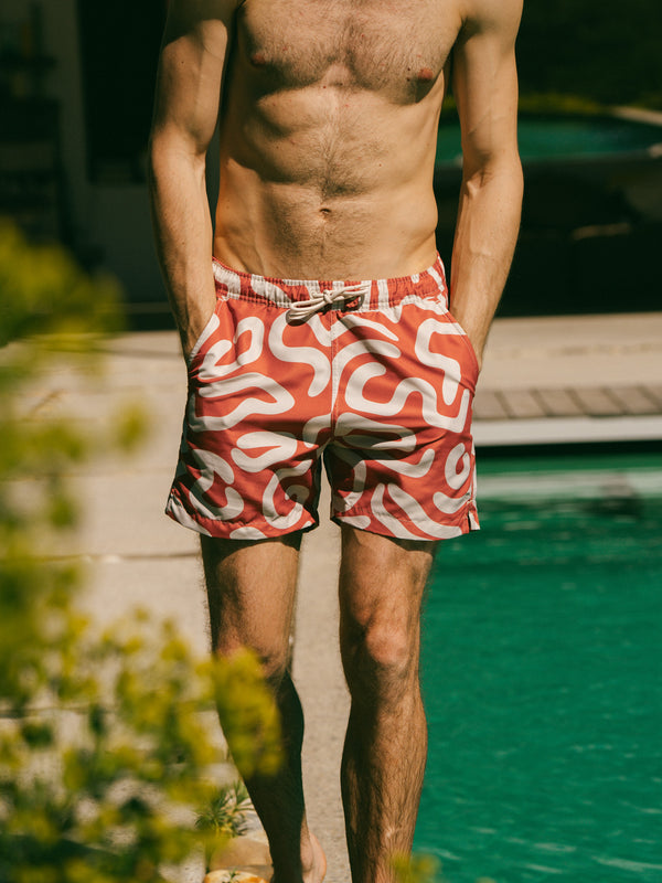 Pétrone short bain polyester recyclé graphique rouille homme