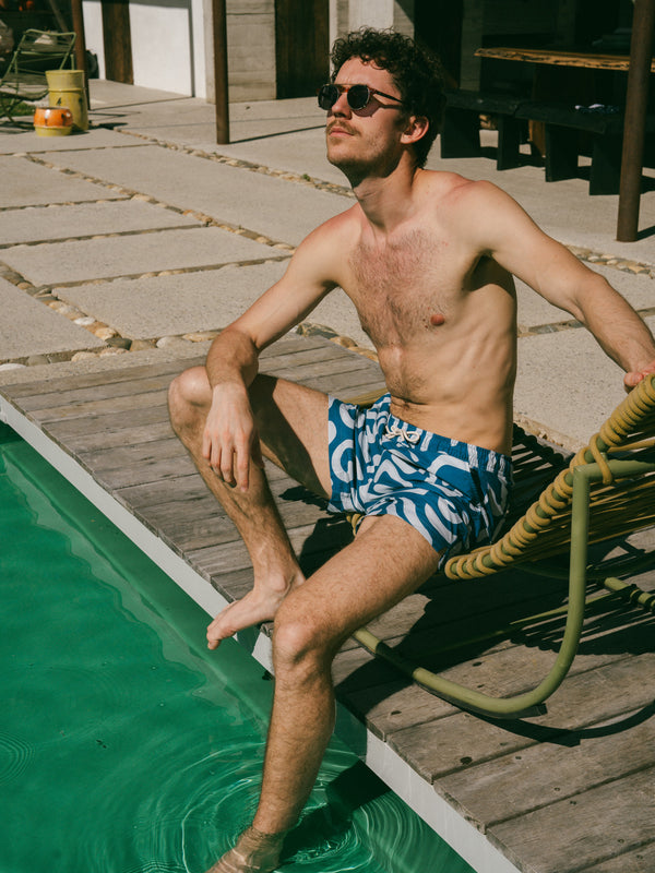 Pétrone short bain polyester recyclé graphique bleu acier homme