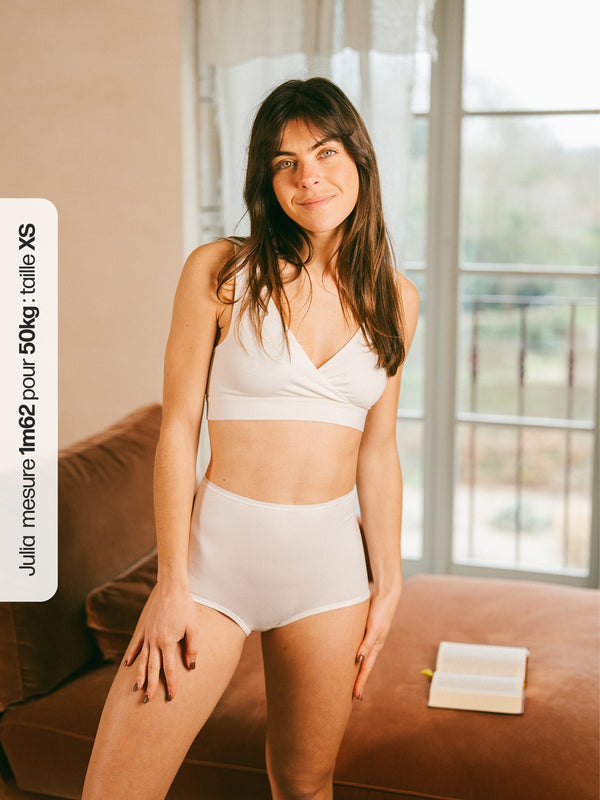 Pétrone shorty taille haute blanc crème femme