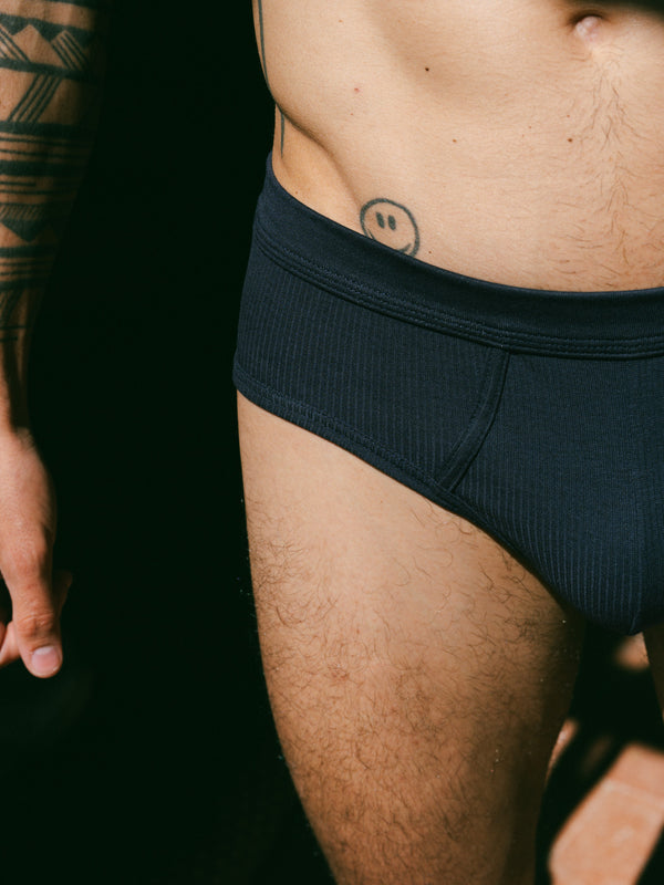 Pétrone slip côtelé homme confortable coton biologique tencel lyocell bleu marine