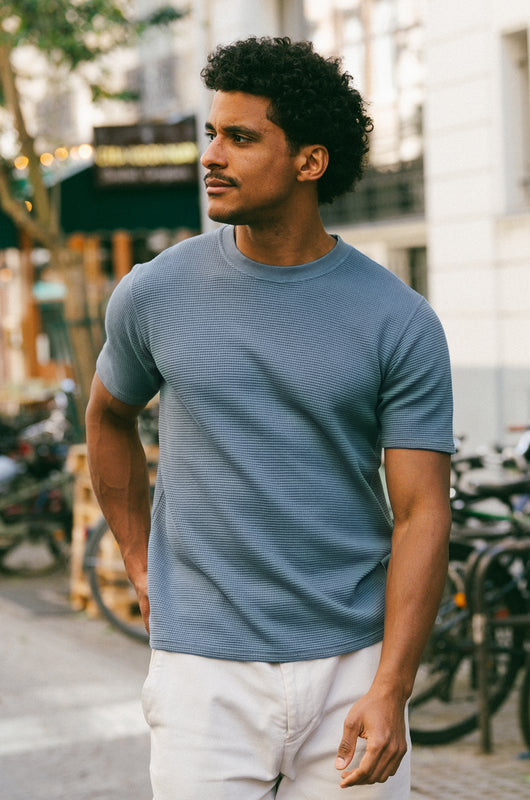 Pétrone T-shirt manches courtes gaufré coton bio tencel bleu céruléen homme