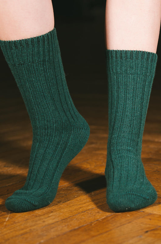 Pétrone chaussettes chaudes côtelées laine mérinos vert femme vignette