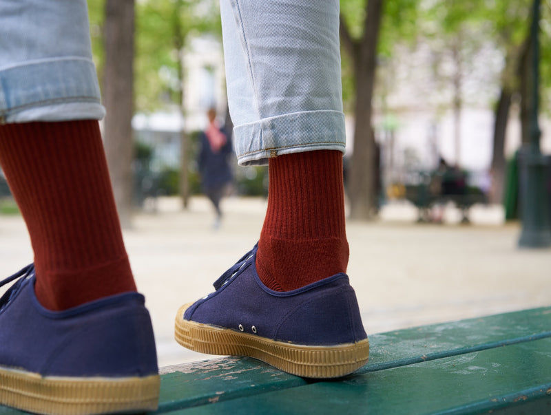 Petrone-chaussettes-tennis-coton-bio-unies-hautes-homme-rouille